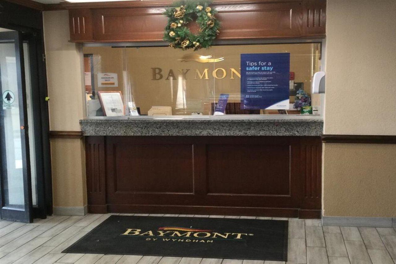 Baymont by Wyndham Detroit/Roseville Extérieur photo